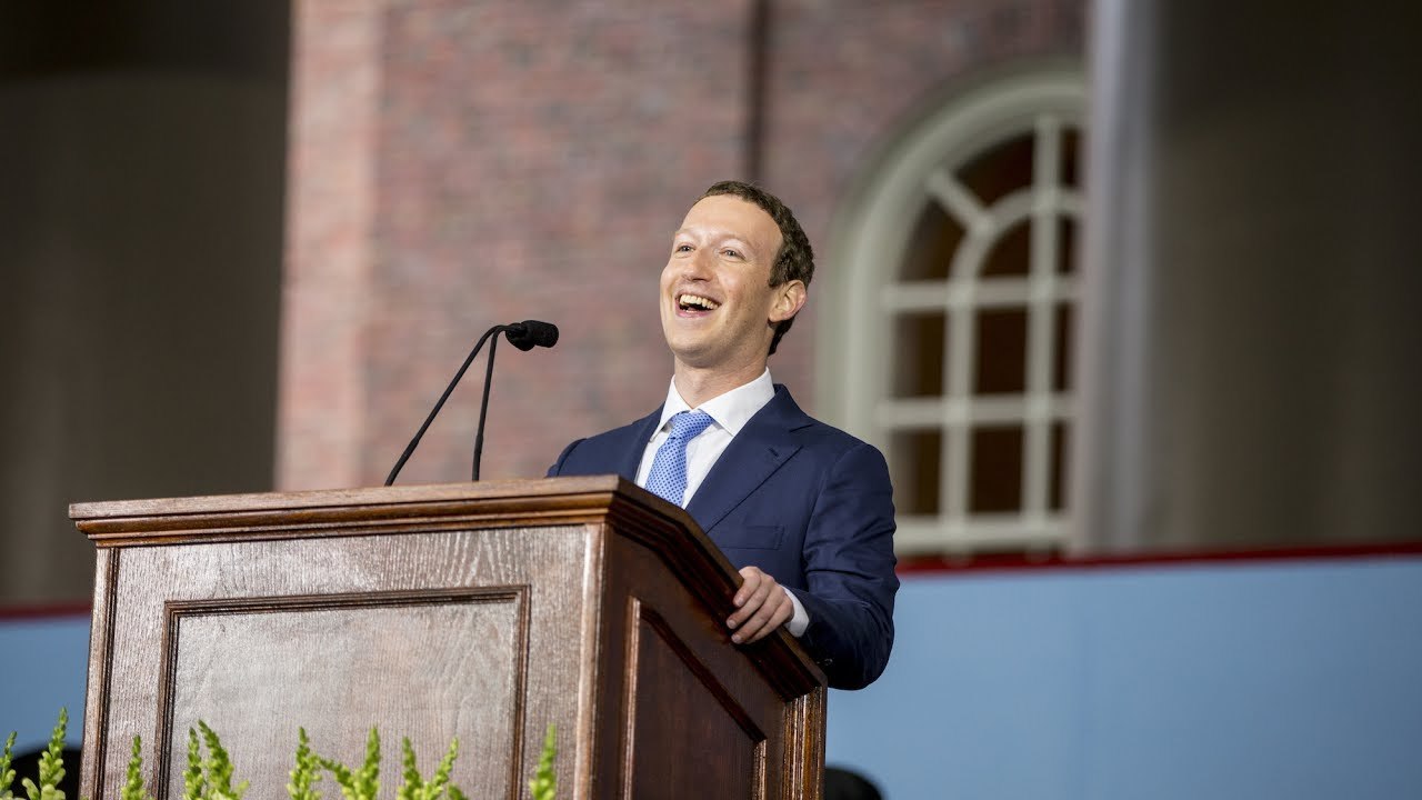 Ai đang cùng Zuckerberg điều hành Facebook?