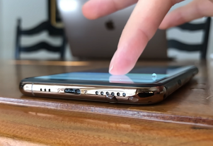 Hướng dẫn đẩy nước ra khỏi loa iPhone bằng app âm trầm