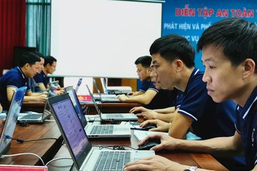 Sở TT&amp;TT, huyện Lập Thạch dẫn đầu về xây dựng chính quyền điện tử tại Vĩnh Phúc