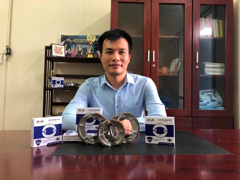 Lần đầu tiên tại Việt Nam má phanh xe máy làm từ bã cà phê
