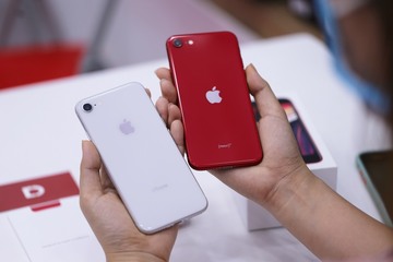 Nhà bán lẻ mong doanh số iPhone SE 2020 bằng nửa iPhone 11