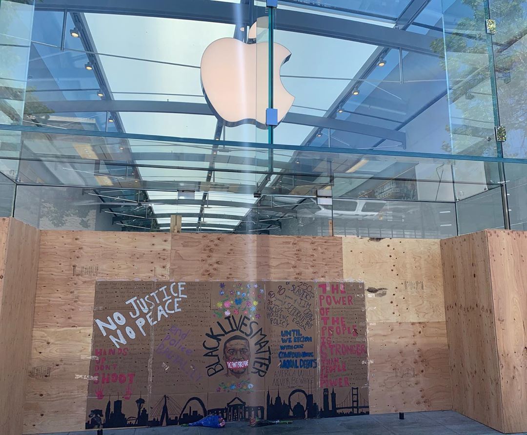 Mặt tiền Apple Store biến thành tác phẩm nghệ thuật chống phân biệt chủng tộc