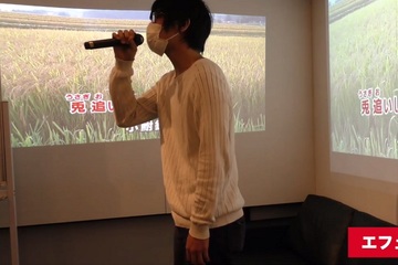 Máy karaoke Nhật Bản có chế độ đeo khẩu trang