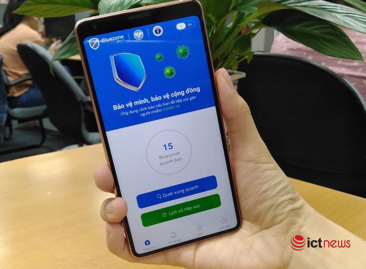 Bộ GTVT yêu cầu tài xế, phụ xe, nhân viên kinh doanh vận tải cài Bluezone