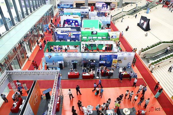 Information and Communications Ministry proposes solutions to develop VN’s digital businesses