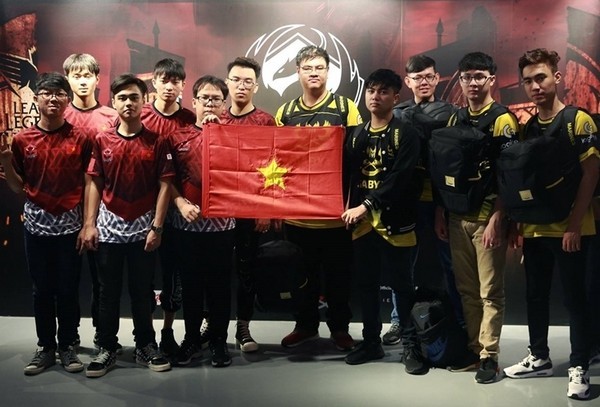 Làm tuyển thủ eSports ở Việt Nam khó hay dễ?