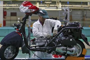 Doanh số xe máy Honda giảm mạnh trên toàn cầu