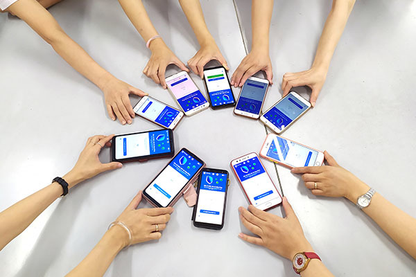 Bộ Y tế: Người dân có smartphone phải cài ứng dụng khai báo y tế