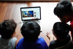 Bộ quy tắc ứng xử về bảo vệ trẻ em trên môi trường mạng sắp được ban hành