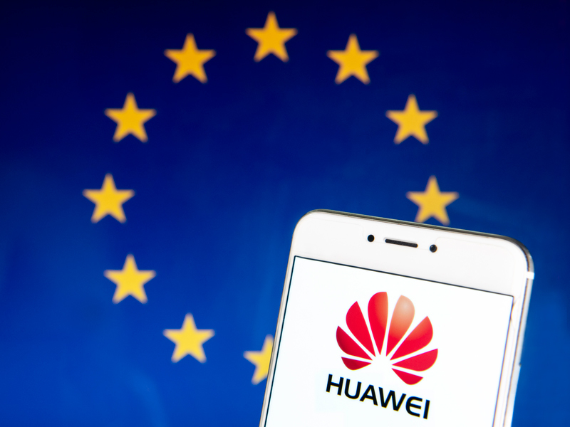 Mỹ tiếp tục gây sức ép lên châu Âu nhằm loại bỏ Huawei