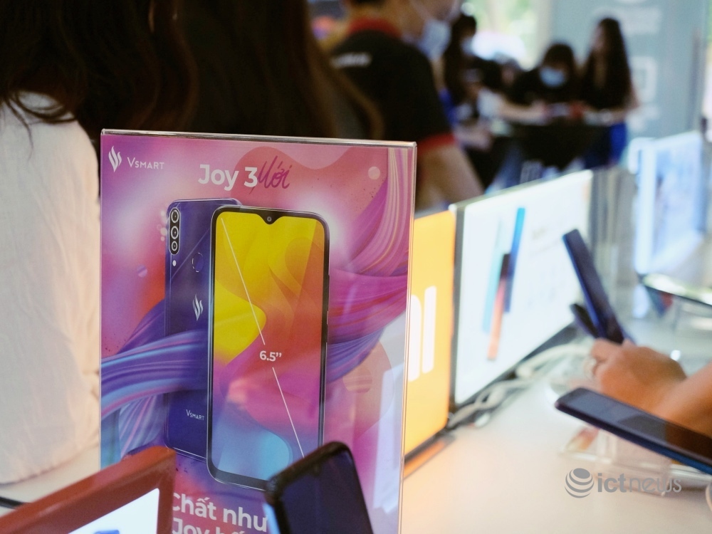 Thị trường smartphone Việt: Không chỉ có Samsung, Oppo và Apple