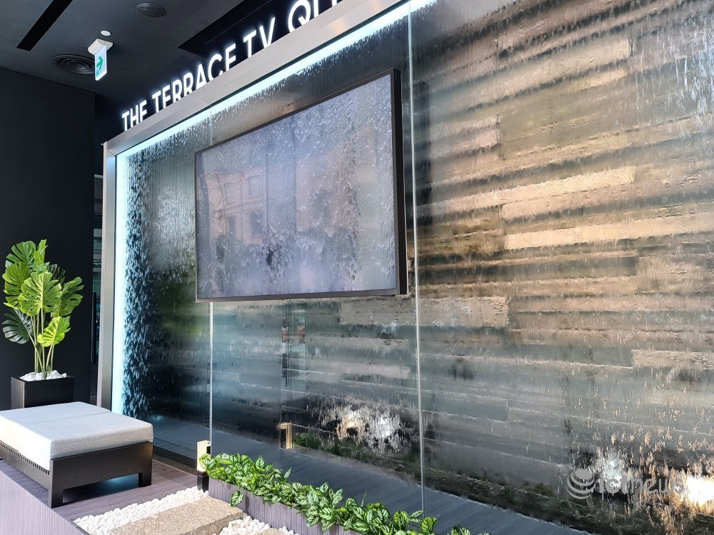 TV chống bụi, chống nước của Samsung bán tại Việt Nam