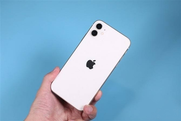 Which iPhone 12 should I choose to buy?