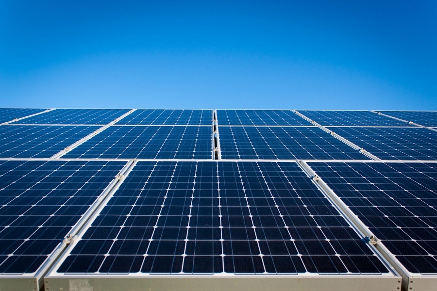 Lắp đặt điện mặt trời, sản lượng 15.000 kWh/năm cho trường học ở Đắk Lắk