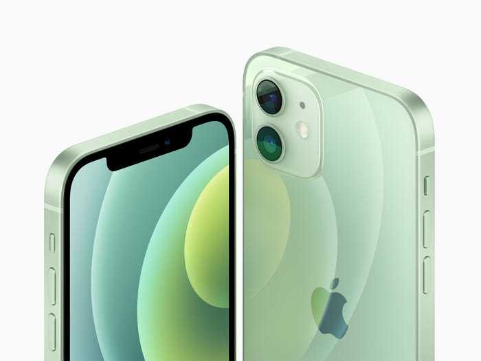 Sửa màn hình iPhone 12 đắt hơn iPhone 11 80 USD