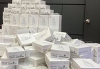 The iPhone 12 charger is officially sold in Vietnam, although the device has not yet arrived