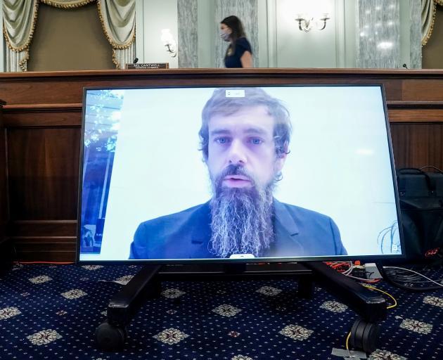 CEO Google, Twitter, Facebook bị ‘nướng chín’ trong phiên điều trần trước Thượng viện Mỹ