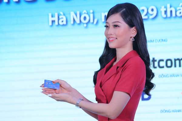 NAPAS và Vietbank ra mắt thẻ trả trước thanh toán không tiếp xúc trong giao thông