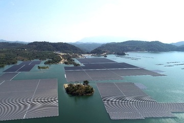 Hé lộ tiềm năng khai thác điện mặt trời trên hồ thủy điện
