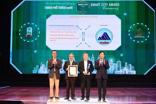 Vinh danh 26 đơn vị xuất sắc trong xây dựng thành phố thông minh Việt Nam 2020