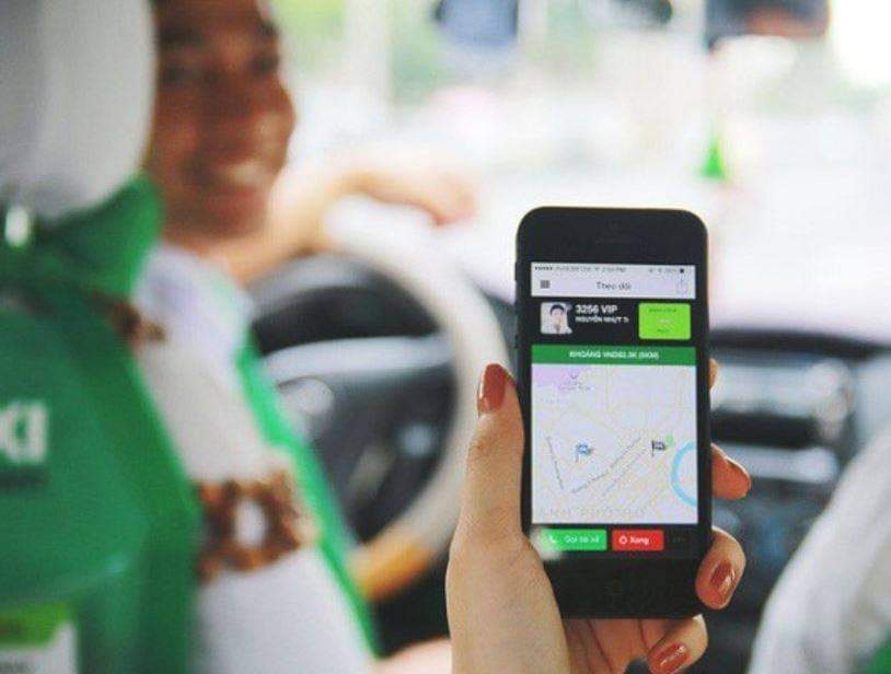 Grab tăng giá cước dịch vụ GrabCar, tăng khấu trừ của tài xế trên mỗi chuyến xe từ 5/12