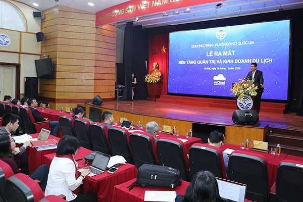 Ra mắt nền tảng “Make in Việt Nam” ezCloud hỗ trợ chuyển đổi số ngành du lịch
