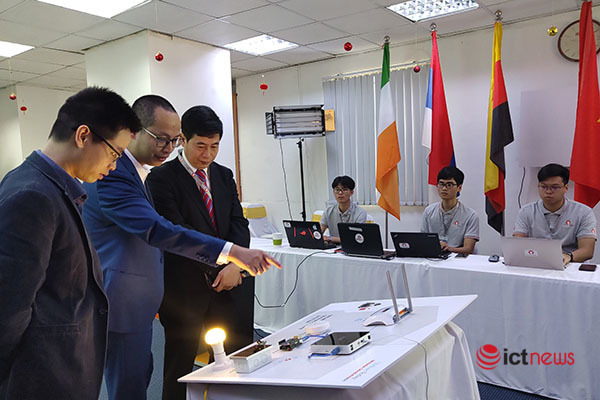 Các đội thi chung kết WhiteHat Grand Prix 6 phát hiện 20 lỗi trong các hệ thống thực