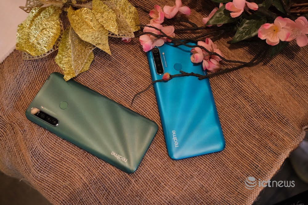 Những smartphone được người Việt mua nhiều nhất năm 2020