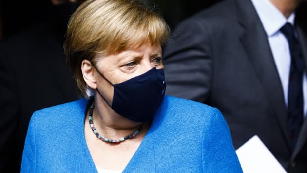 Thủ tướng Đức chỉ trích quyết định đình chỉ tài khoản Twitter của Tổng thống Trump