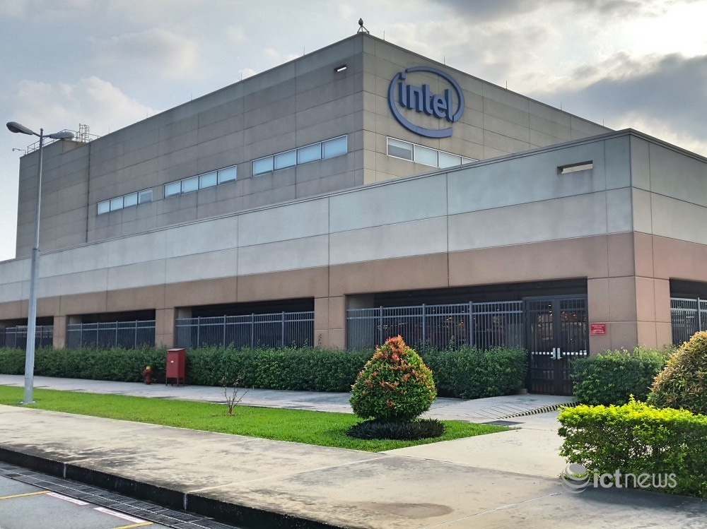 Intel rót thêm gần nửa tỷ USD vào Việt Nam