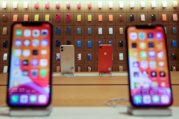 Apple bước vào 'siêu chu kỳ', các doanh nghiệp công nghệ khác làm ăn ra sao?