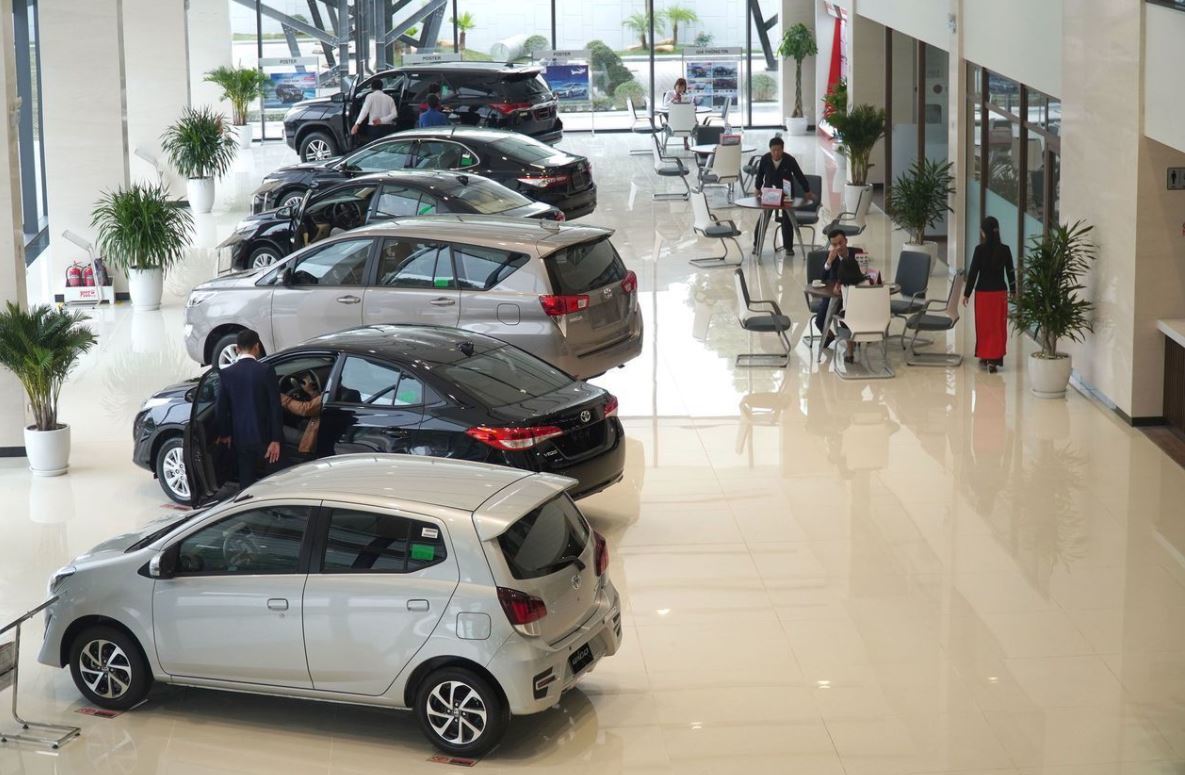 Hết ưu đãi phí trước bạ, thị trường ô tô sụt giảm mạnh tháng 1/2021