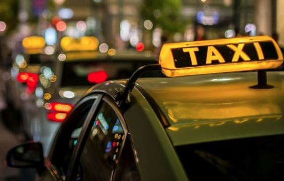 Hà Nội muốn các xe taxi sử dụng 5 màu sơn và phần mềm quản lý dùng chung