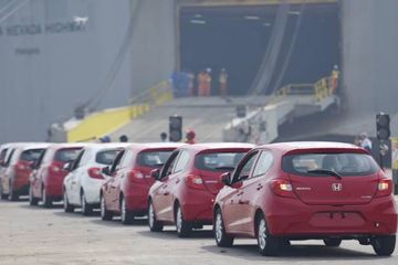 Xe nhập khẩu Indonesia vượt Trung Quốc, tăng tốc về Việt Nam