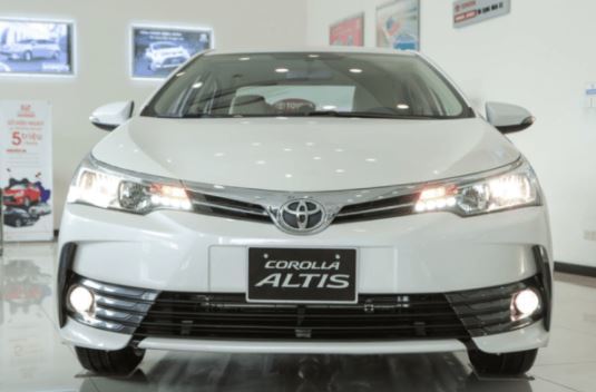Triệu hồi Toyota Corolla Altis để thay thế bơm xăng