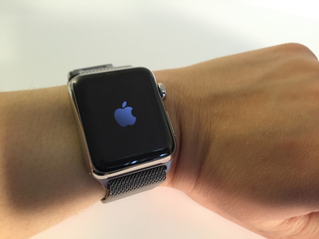 iPhone,Apple Watch