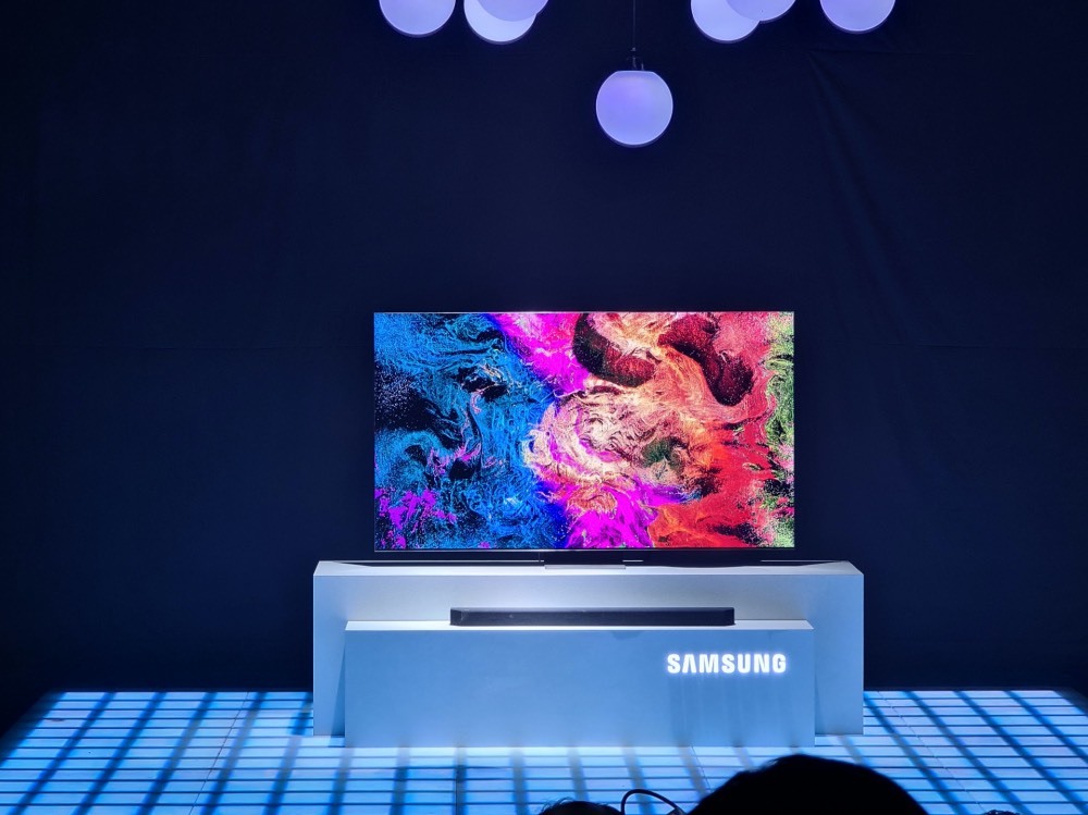 Samsung bán TV hơn 3,4 tỷ đồng tại Việt Nam