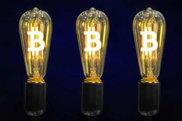 Mức tiêu thụ năng lượng của Bitcoin cao gấp 66 lần so với năm 2015