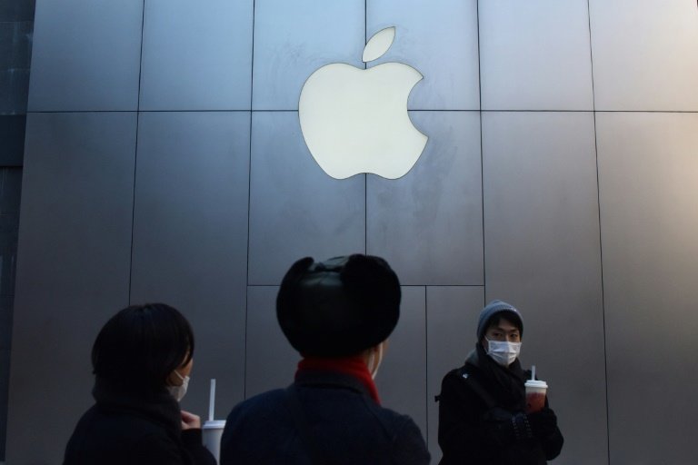 Apple nhượng bộ những gì trước Trung Quốc?