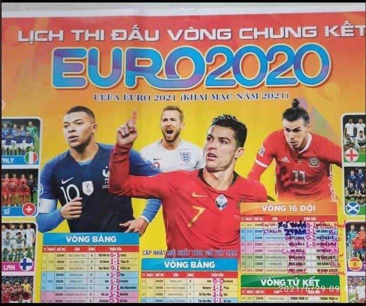 Ronaldo rủ Mbappe về nước và loạt ảnh hài hước vòng 1/16 Euro 2020 lan truyền trên mạng