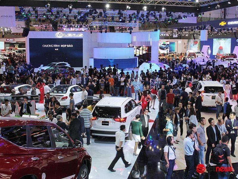 What are the best-selling car brands in Vietnam in 2021?