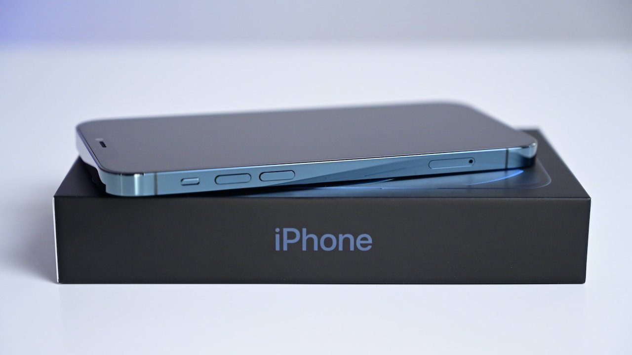 iPhone SE 3 5G, chip A14 Bionic, ra mắt nửa đầu năm sau