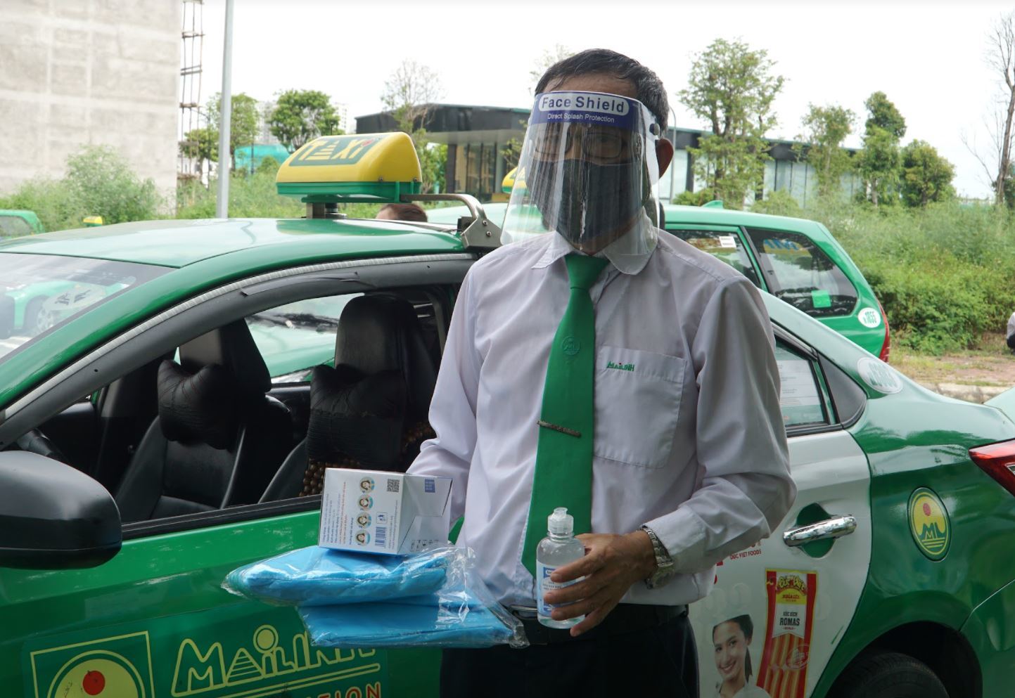 Hà Nội phê duyệt cho 200 xe taxi hoạt động trong các trường hợp khẩn cấp