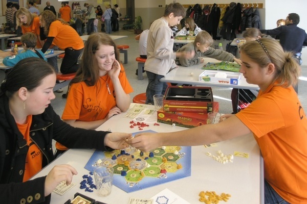 Board game có phải dành cho trẻ em?