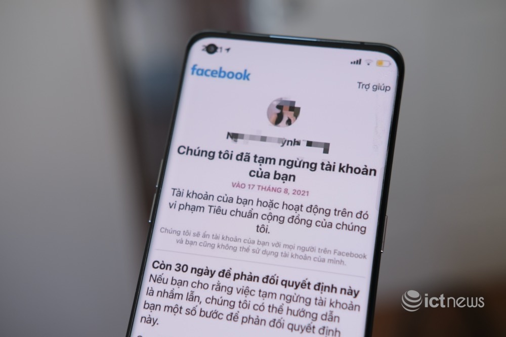 Many Facebook accounts in Vietnam may become permanently locked
