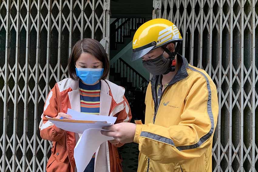 Hồ sơ hành chính được tiếp nhận, trả kết quả qua Bưu điện tăng mạnh trong mùa dịch
