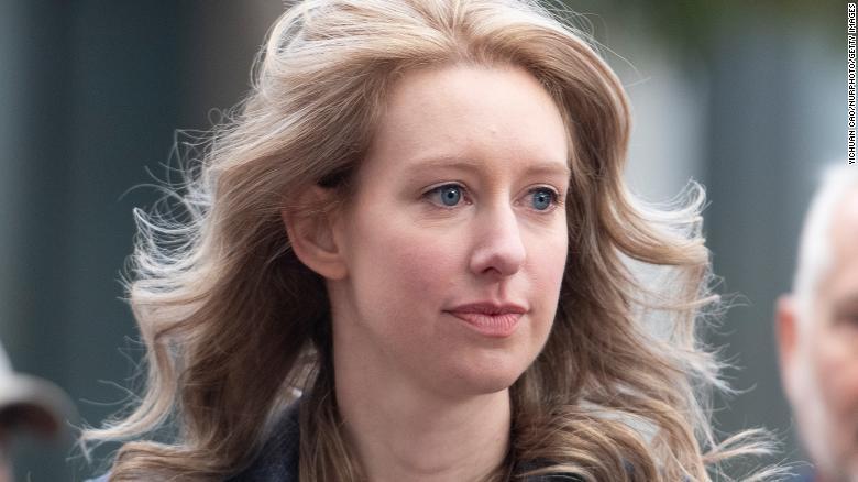 Đời thăng trầm của ‘siêu lừa’ xứ Silicon - Elizabeth Holmes