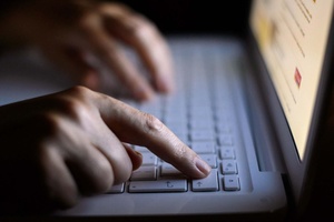 10 điều nên làm để bảo vệ trẻ khi học online