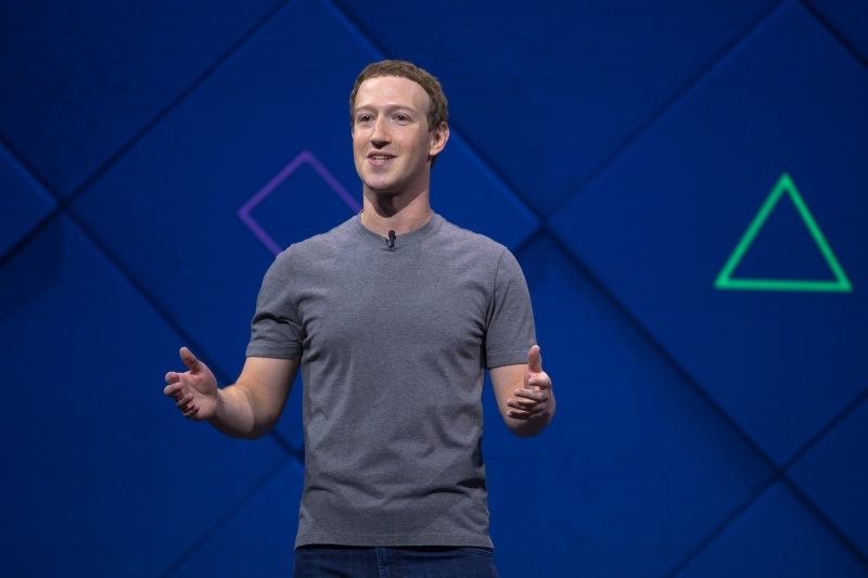 Cách Facebook trao đặc quyền cho hàng triệu tài khoản VIP