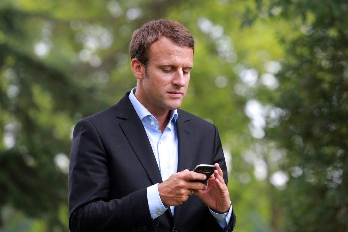 Nhiều bộ trưởng Pháp bị cài phần mềm gián điệp vào smartphone